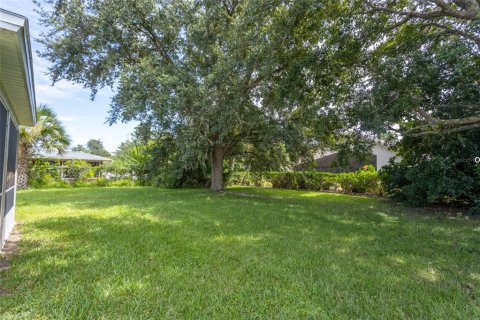 House in Palm Coast, Florida 3 bedrooms, 155.8 sq.m. № 1899841 - photo 30