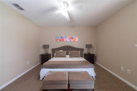 House in Palm Coast, Florida 3 bedrooms, 155.8 sq.m. № 1899841 - photo 25