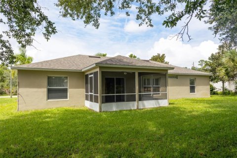 House in Palm Coast, Florida 3 bedrooms, 155.8 sq.m. № 1899841 - photo 28