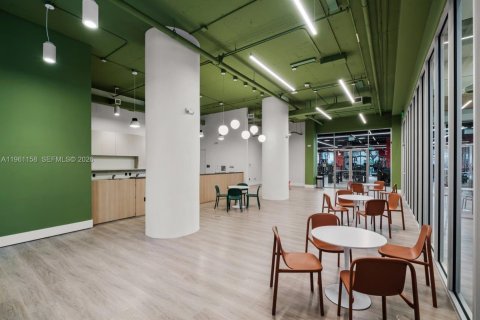 Copropriété à vendre à Doral, Floride: 2 chambres, 115.57 m2 № 2026389 - photo 24