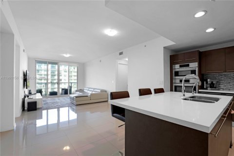 Condo à Doral, Floride, 2 chambres  № 2026389