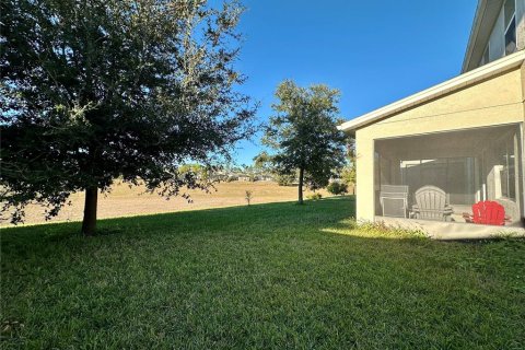 House in Davenport, Florida 5 bedrooms, 257.15 sq.m. № 2105229 - photo 27