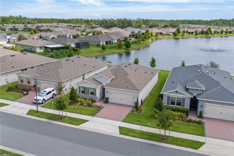 Купить виллу или дом в Клермон, Флорида 7 комнат, 159.98м2, № 1773535 - фото 2