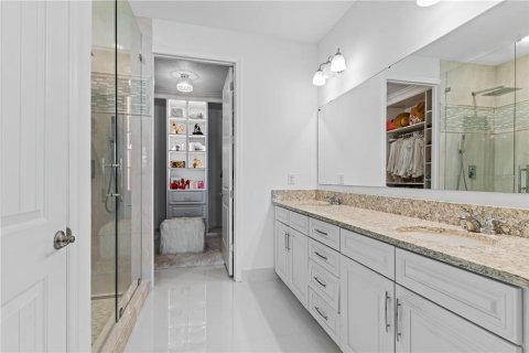 Купить виллу или дом в Клермон, Флорида 7 комнат, 159.98м2, № 1773535 - фото 26