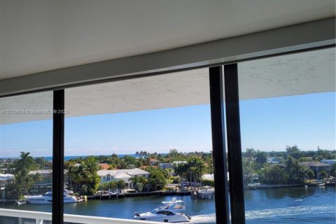 Appartement à louer à Aventura, Floride: 2 chambres, 92.16 m2 № 1867742 - photo 2