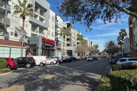 Condo in Orlando, Florida, 2 bedrooms  № 1570798 - photo 27