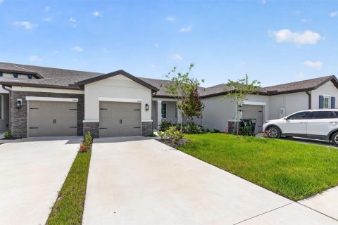 Touwnhouse à louer à St. Lucie, Floride: 2 chambres, 115.66 m2 № 2259788 - photo 7