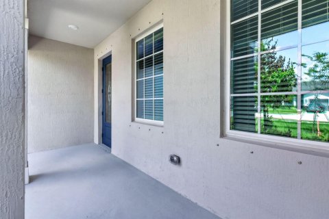 Touwnhouse à louer à St. Lucie, Floride: 2 chambres, 115.66 m2 № 2259788 - photo 10