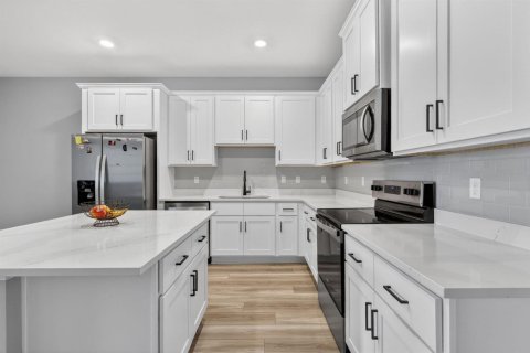 Touwnhouse à louer à St. Lucie, Floride: 2 chambres, 115.66 m2 № 2259788 - photo 18