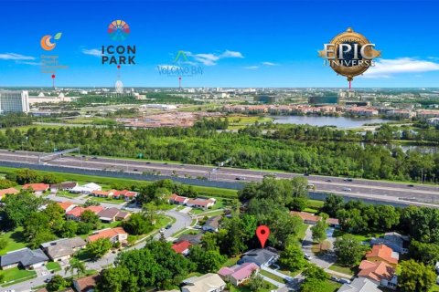 House in Orlando, Florida 3 bedrooms, 156.45 sq.m. № 1565534 - photo 23