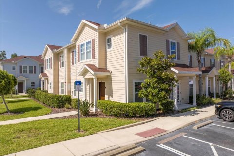 Townhouse in Kissimmee, Florida 4 bedrooms, 157.38 sq.m. № 1878109 - photo 2