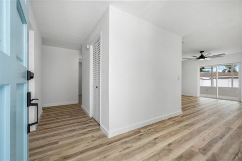 Купить виллу или дом в Тампа, Флорида 4 комнаты, 139.45м2, № 1899803 - фото 5