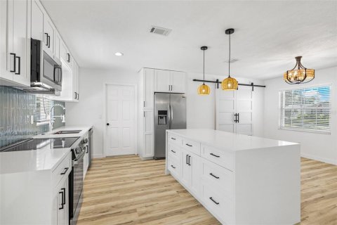 Купить виллу или дом в Тампа, Флорида 4 комнаты, 139.45м2, № 1899803 - фото 12