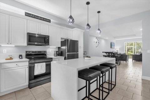Adosado en venta en Kissimmee, Florida, 3 dormitorios, 130.81 m2 № 1914315 - foto 8