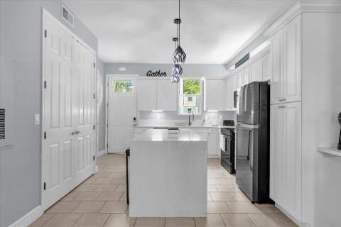 Adosado en venta en Kissimmee, Florida, 3 dormitorios, 130.81 m2 № 1914315 - foto 6