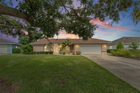 House in Sarasota, Florida 4 bedrooms, 219.25 sq.m. № 1904766 - photo 6