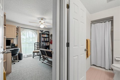 House in Sarasota, Florida 4 bedrooms, 219.25 sq.m. № 1904766 - photo 29