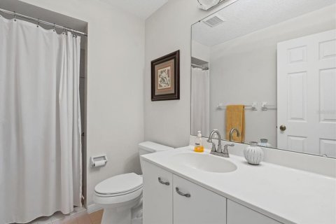 House in Sarasota, Florida 4 bedrooms, 219.25 sq.m. № 1904766 - photo 30