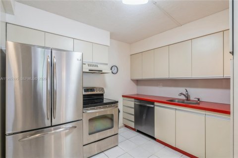 Condo in Aventura, Florida, 1 bedroom № 2026898 - photo 14