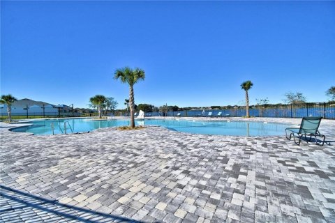 Casa en venta en Winter Haven, Florida, 4 dormitorios, 204.57 m2 № 1829578 - foto 5