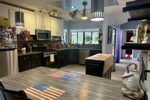 Villa ou maison à vendre à Palm Coast, Floride: 4 chambres, 194.91 m2 № 1843916 - photo 12