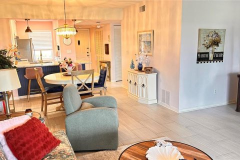 Condo in Venice, Florida, 2 bedrooms  № 1680939 - photo 28