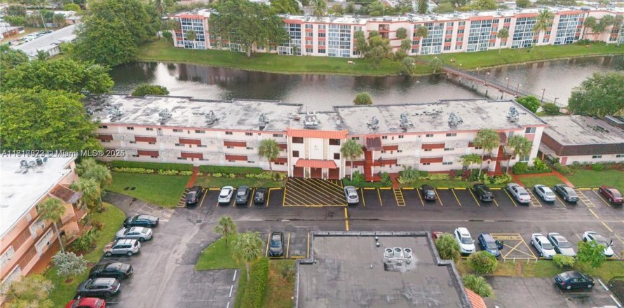 Condominio en Sunrise, Florida, 2 dormitorios  № 1774476