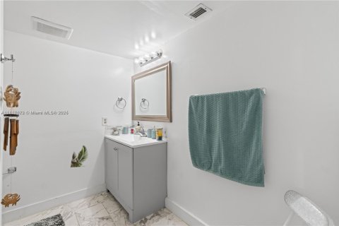 Condominio en venta en Sunrise, Florida, 2 dormitorios, 101.26 m2 № 1774476 - foto 23