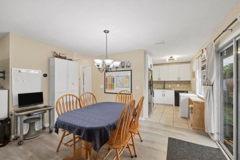 Casa en venta en North Port, Florida, 2 dormitorios, 119.01 m2 № 1821473 - foto 21
