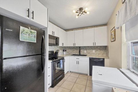 Casa en venta en North Port, Florida, 2 dormitorios, 119.01 m2 № 1821473 - foto 15