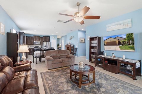 House in Brooksville, Florida 3 bedrooms, 183.76 sq.m. № 2203116 - photo 10