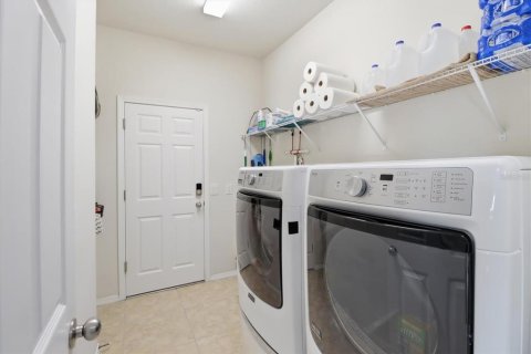 House in Brooksville, Florida 3 bedrooms, 183.76 sq.m. № 2203116 - photo 26