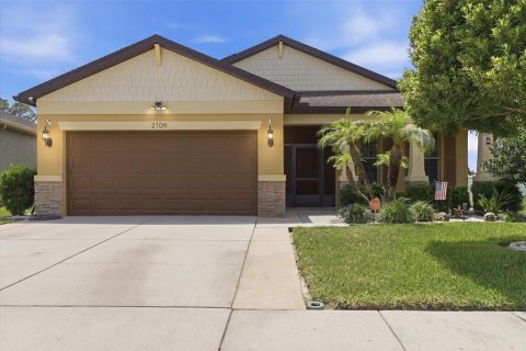 House in Brooksville, Florida 3 bedrooms, 183.76 sq.m. № 2203116