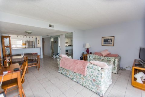 Touwnhouse à vendre à Seminole, Floride: 2 chambres, 94.3 m2 № 973841 - photo 17