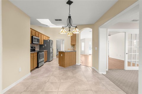 House in Summerfield, Florida 3 bedrooms, 159.51 sq.m. № 2095636 - photo 16