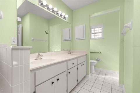 House in Summerfield, Florida 3 bedrooms, 159.51 sq.m. № 2095636 - photo 19