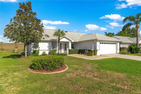 House in Summerfield, Florida 3 bedrooms, 159.51 sq.m. № 2095636 - photo 3