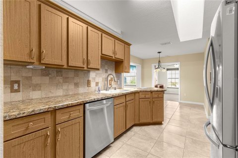 House in Summerfield, Florida 3 bedrooms, 159.51 sq.m. № 2095636 - photo 8