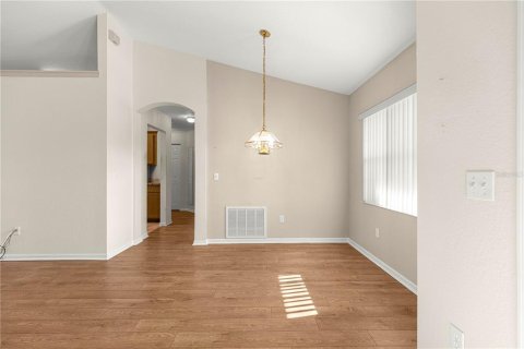 House in Summerfield, Florida 3 bedrooms, 159.51 sq.m. № 2095636 - photo 10