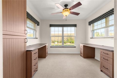 House in Summerfield, Florida 3 bedrooms, 159.51 sq.m. № 2095636 - photo 27