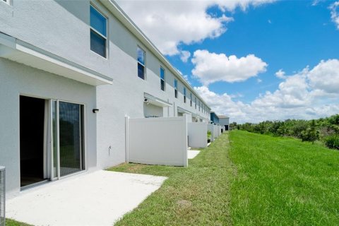 Touwnhouse à louer à Bradenton, Floride: 3 chambres, 136.01 m2 № 2296472 - photo 12