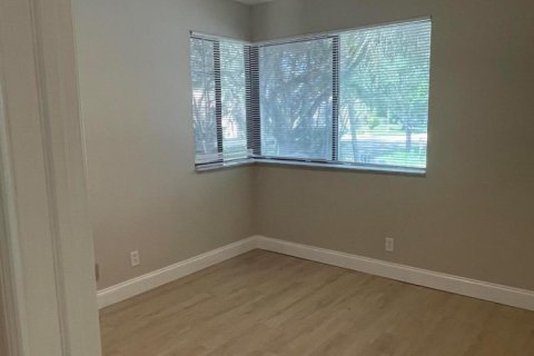 Condominio en venta en Coral Springs, Florida, 3 dormitorios, 106.84 m2 № 2304243 - foto 11