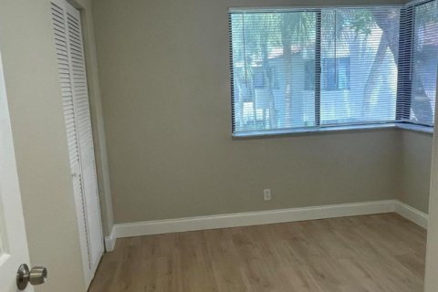 Condominio en venta en Coral Springs, Florida, 3 dormitorios, 106.84 m2 № 2304243 - foto 13
