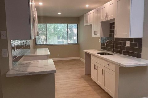 Condominio en venta en Coral Springs, Florida, 3 dormitorios, 106.84 m2 № 2304243 - foto 6