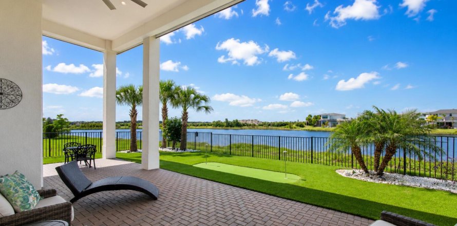 House in Palm Beach Gardens, Florida 3 bedrooms, 223.8 sq.m. № 2083061