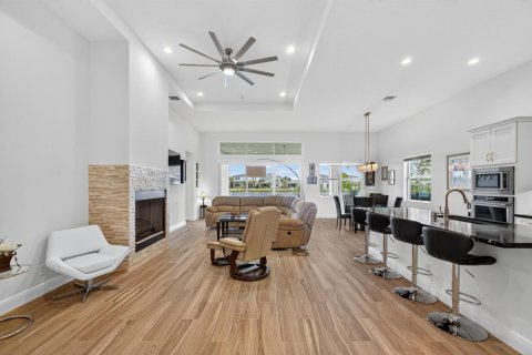 House in Palm Beach Gardens, Florida 3 bedrooms, 223.8 sq.m. № 2083061 - photo 13