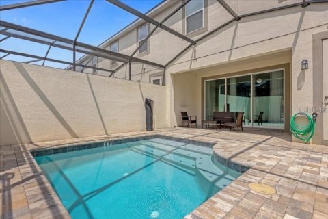Townhouse in SOLARA RESORT in Kissimmee, Florida 3 bedrooms, 182.27 sq.m. № 2195507 - photo 24