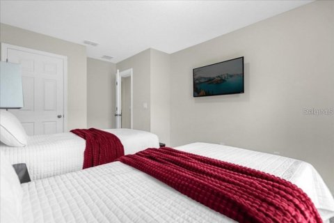 Townhouse in SOLARA RESORT in Kissimmee, Florida 3 bedrooms, 182.27 sq.m. № 2195507 - photo 16