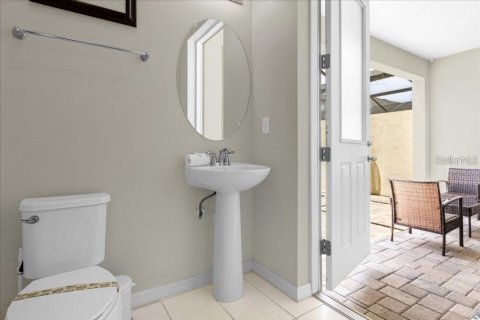 Townhouse in SOLARA RESORT in Kissimmee, Florida 3 bedrooms, 182.27 sq.m. № 2195507 - photo 17