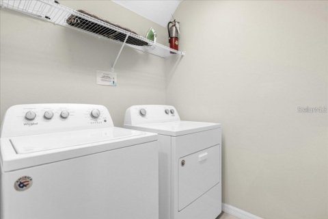 Townhouse in SOLARA RESORT in Kissimmee, Florida 3 bedrooms, 182.27 sq.m. № 2195507 - photo 22